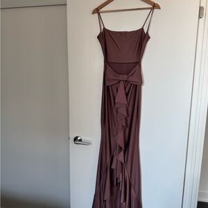 Chic Mauve Maxi Dress with Bow Detail